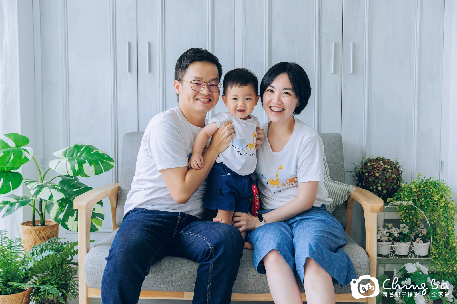茶茶 2 歲 2 個月寶貝 台中小家庭抓周紀念照｜晴爸親子攝影