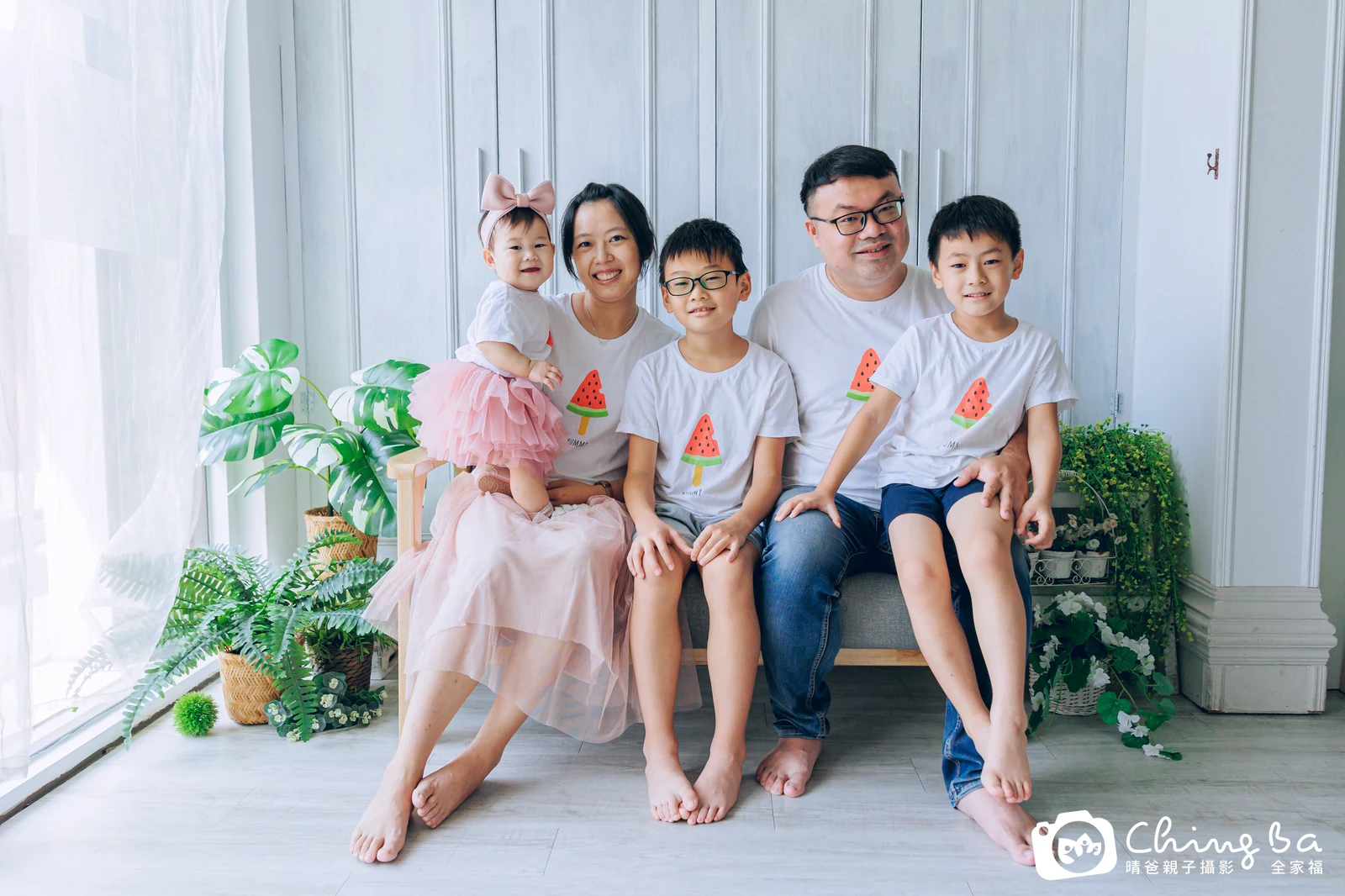 麻糬 1 歲 1 個月寶貝 台中小家庭抓周紀念照｜晴爸親子攝影