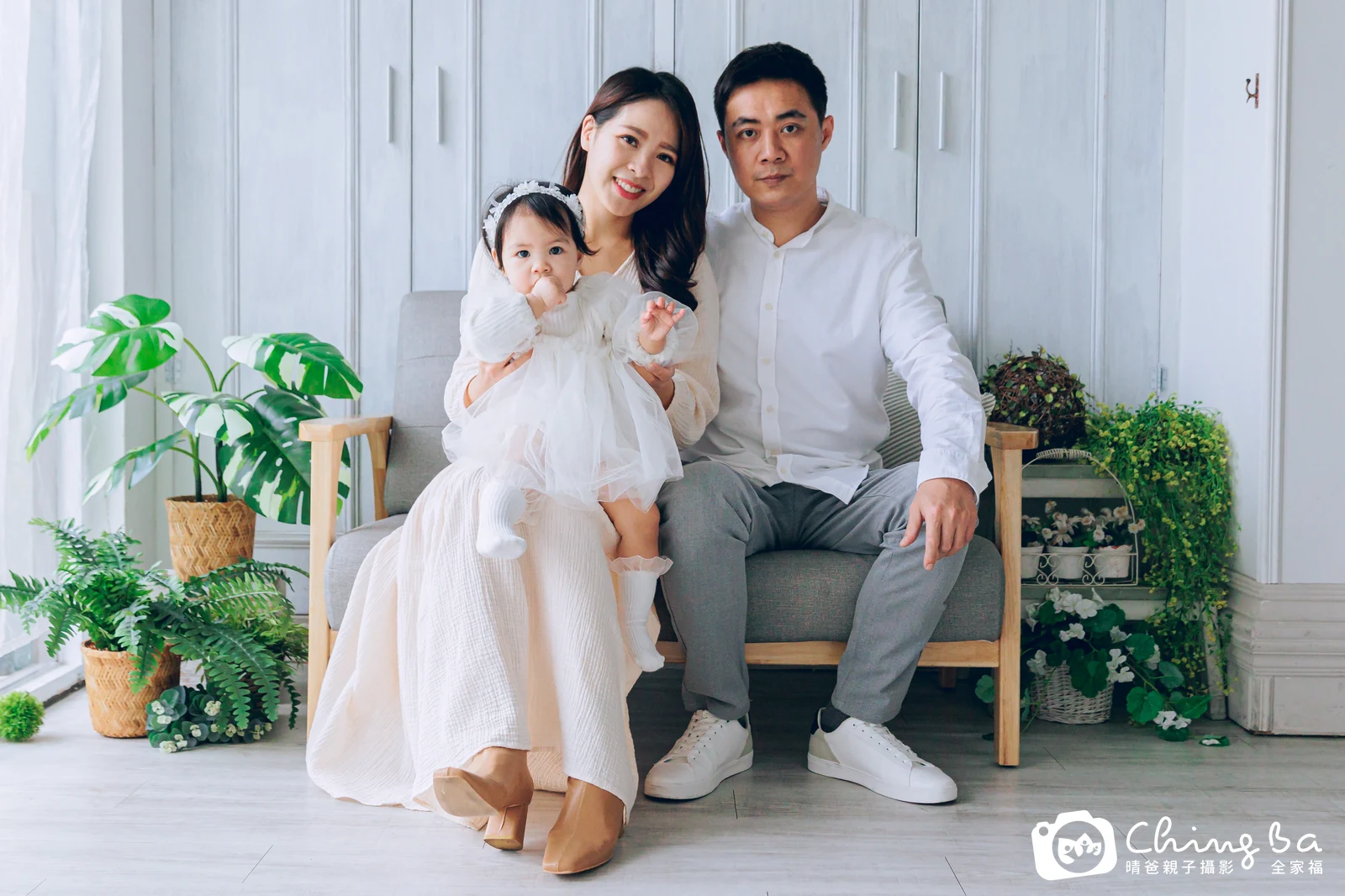 裴裴 1 歲寶貝 台中小家庭抓周紀念照｜晴爸親子攝影