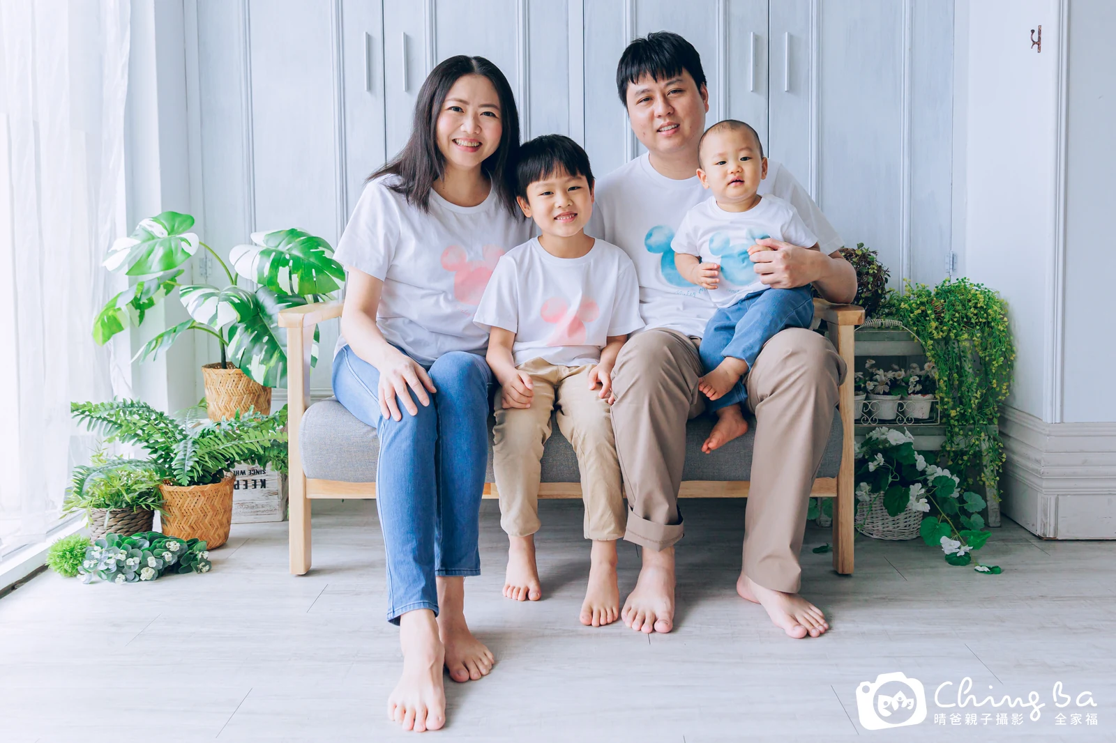 希希 1 歲寶貝 台中小家庭抓周紀念照｜晴爸親子攝影