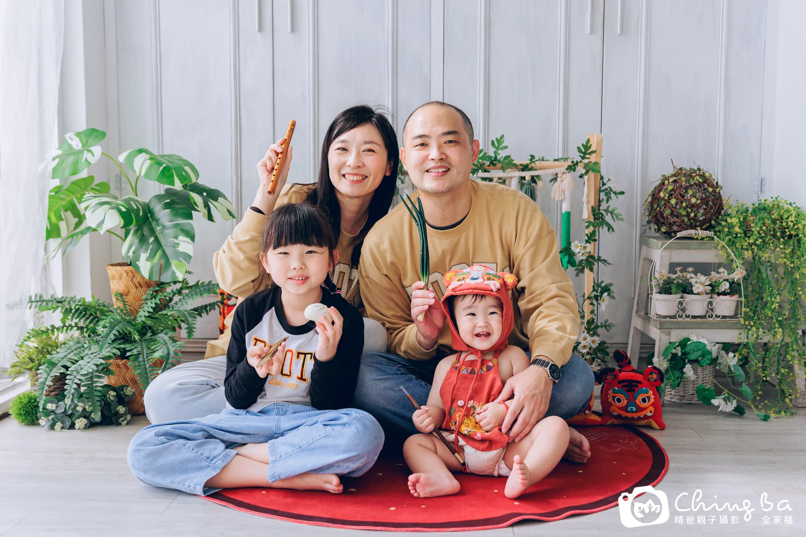 崴在台中拍小家庭抓周的珍貴一刻