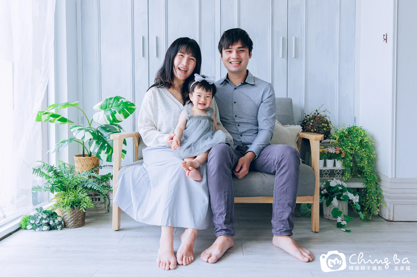 瀠瀠 1 歲寶貝 台中小家庭抓周紀念照｜晴爸親子攝影