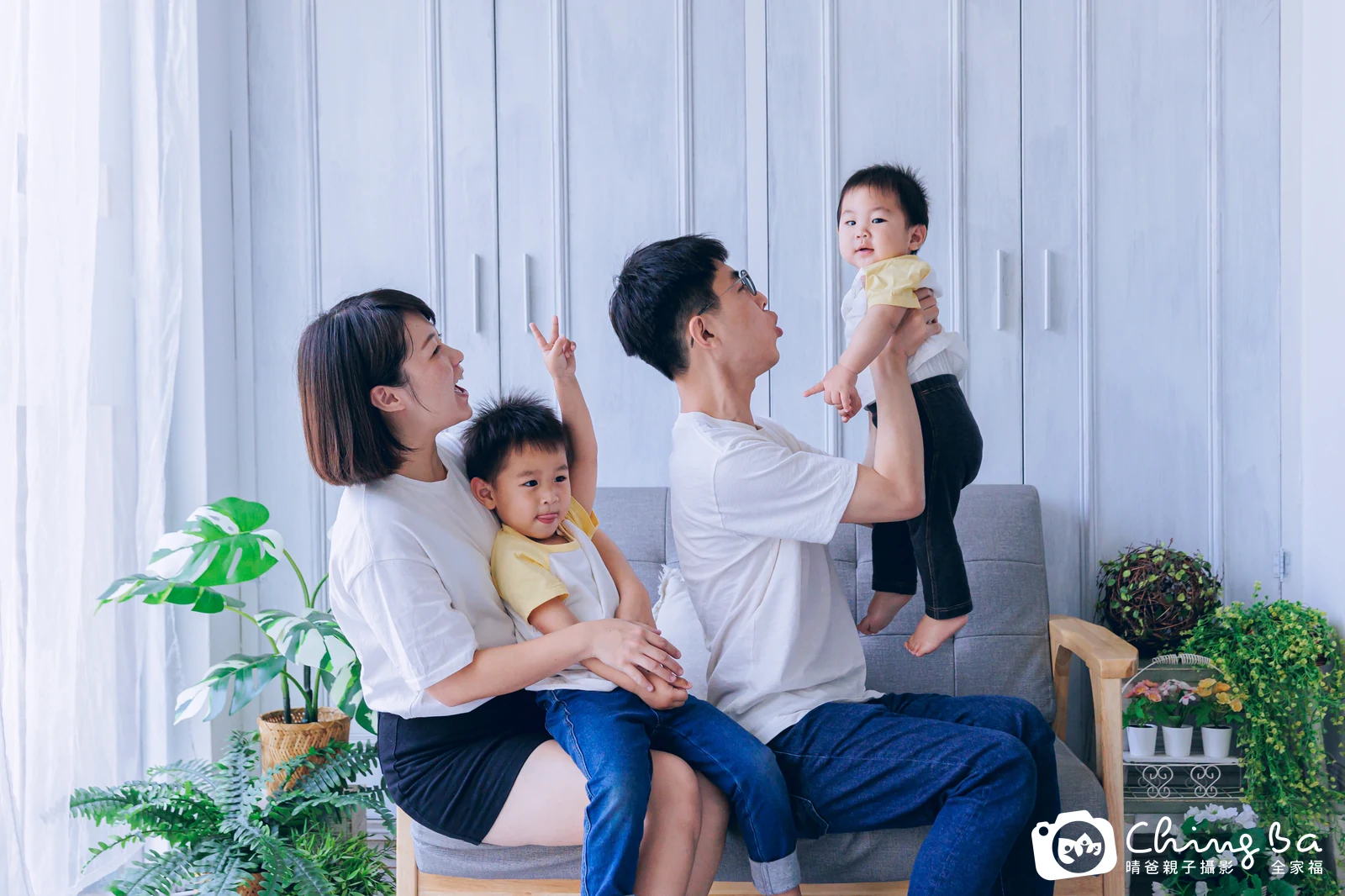 威威的台中小家庭抓周拍攝現場