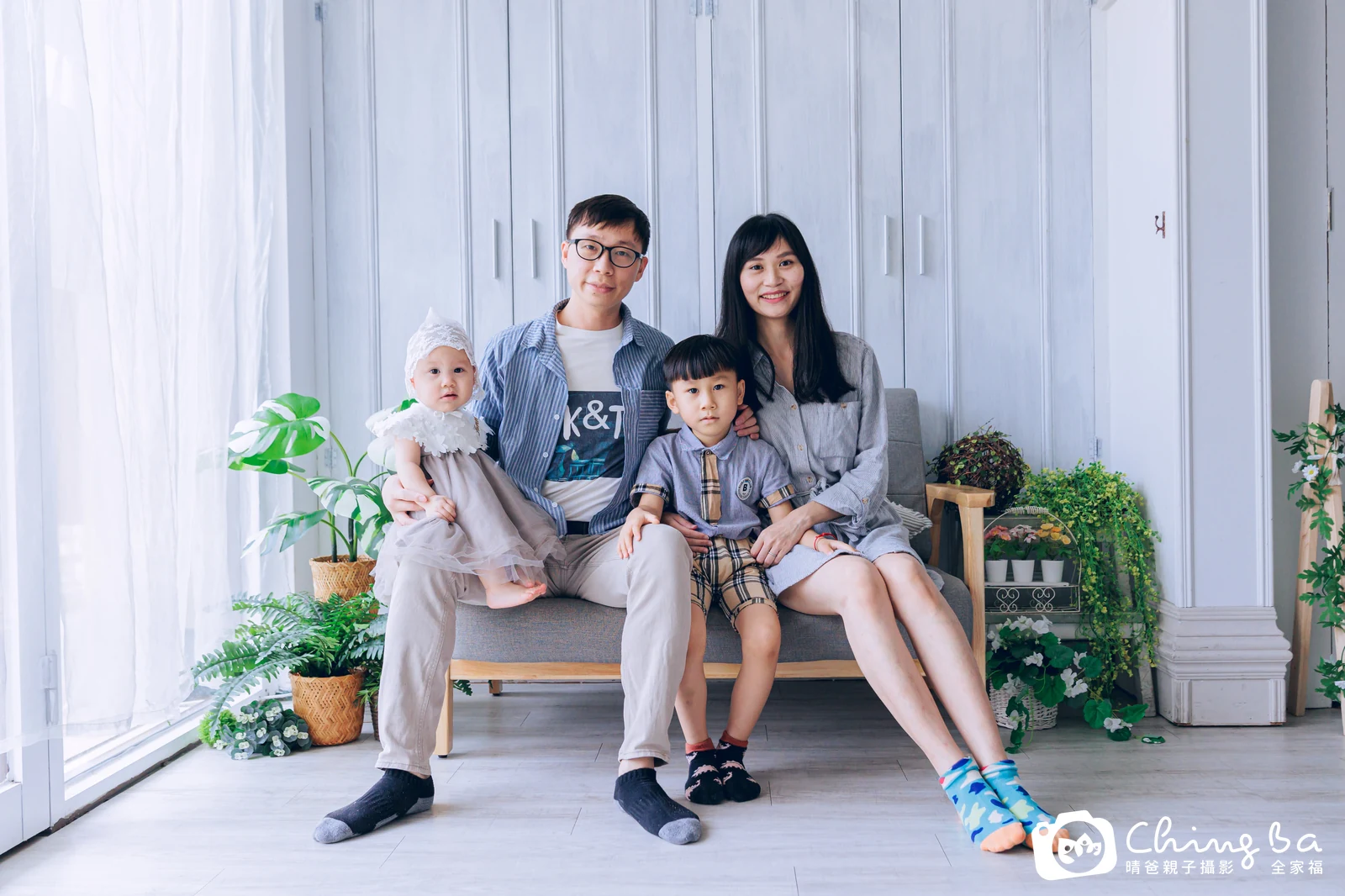 小花 1 歲 1 個月寶貝 台中小家庭抓周紀念照｜晴爸親子攝影