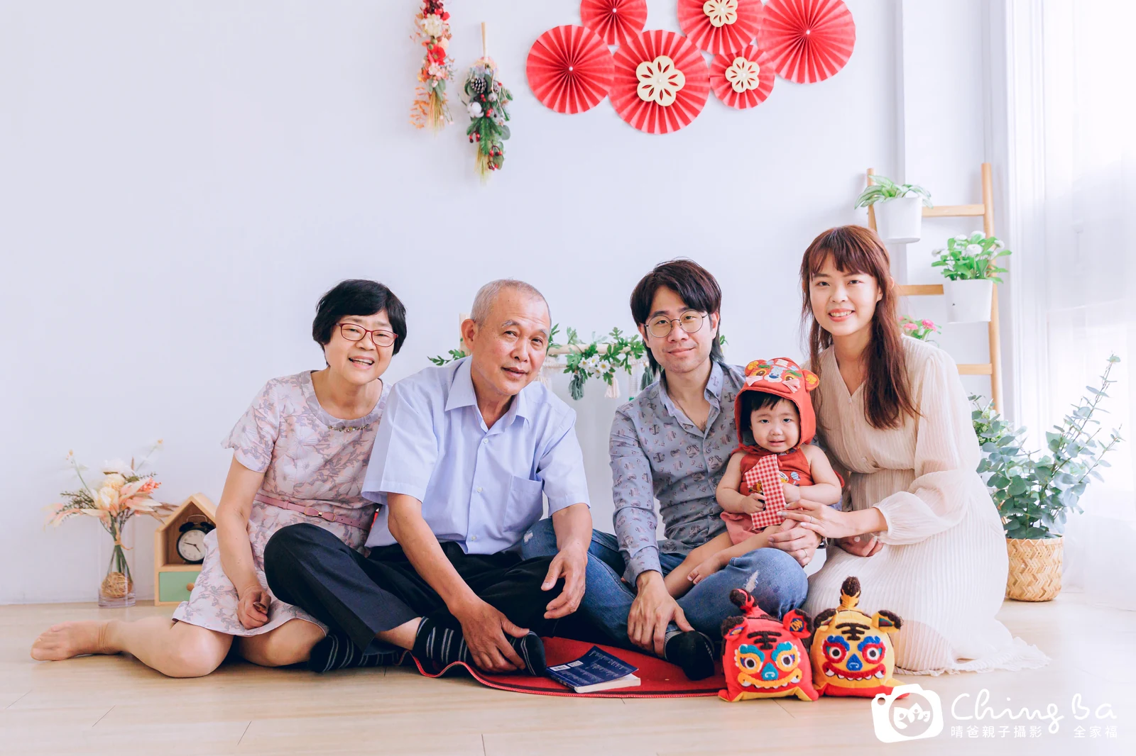 崴崴周歲抓周儀式的紀錄（2023 年春季・假日場）