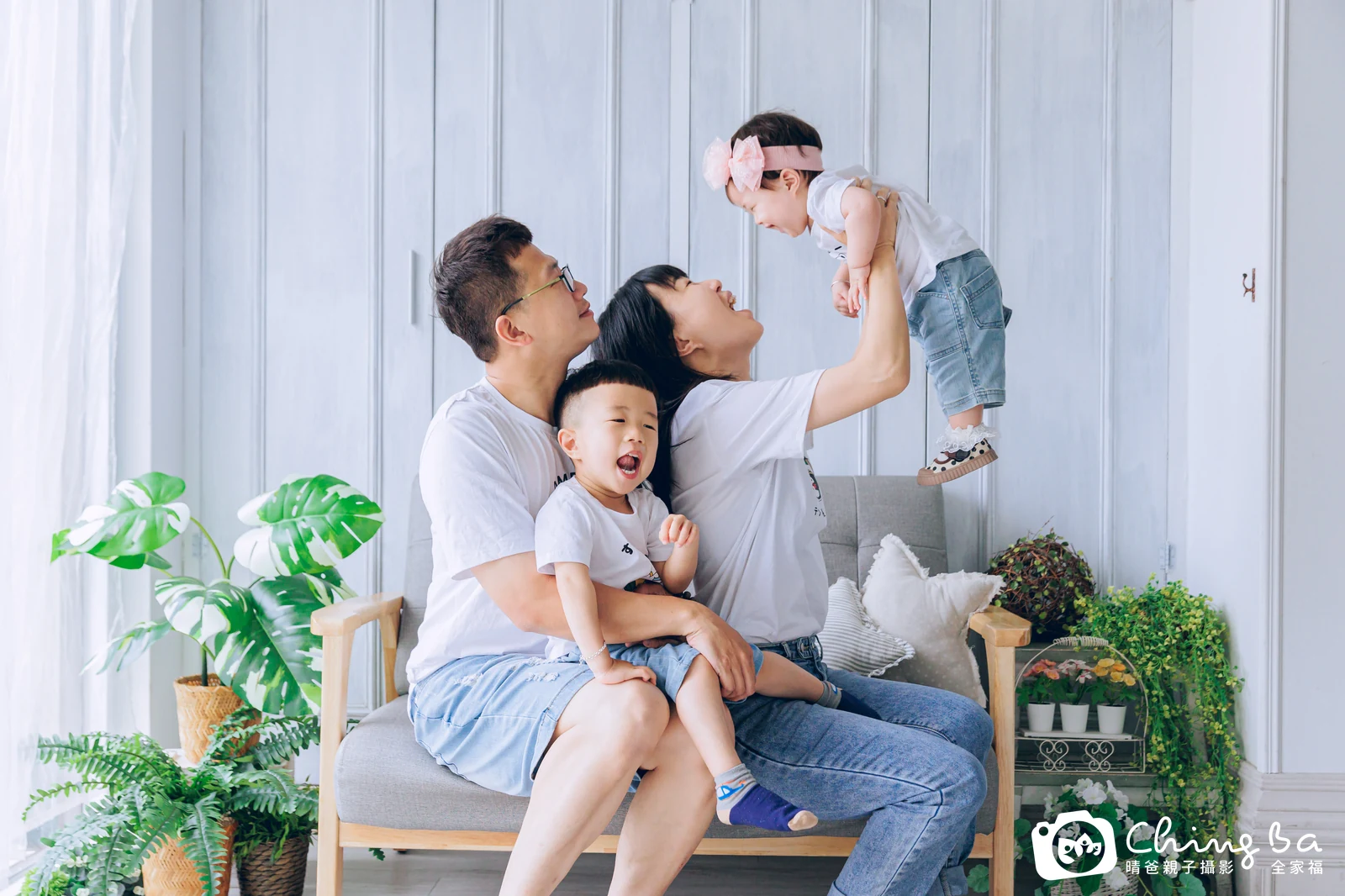 昕 1 歲寶貝 台中小家庭抓周紀念照｜晴爸親子攝影