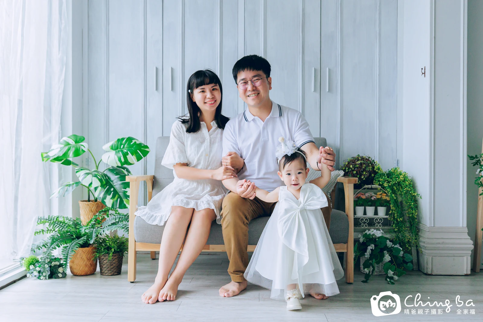 寧寧 1 歲寶貝 台中小家庭抓周紀念照｜晴爸親子攝影