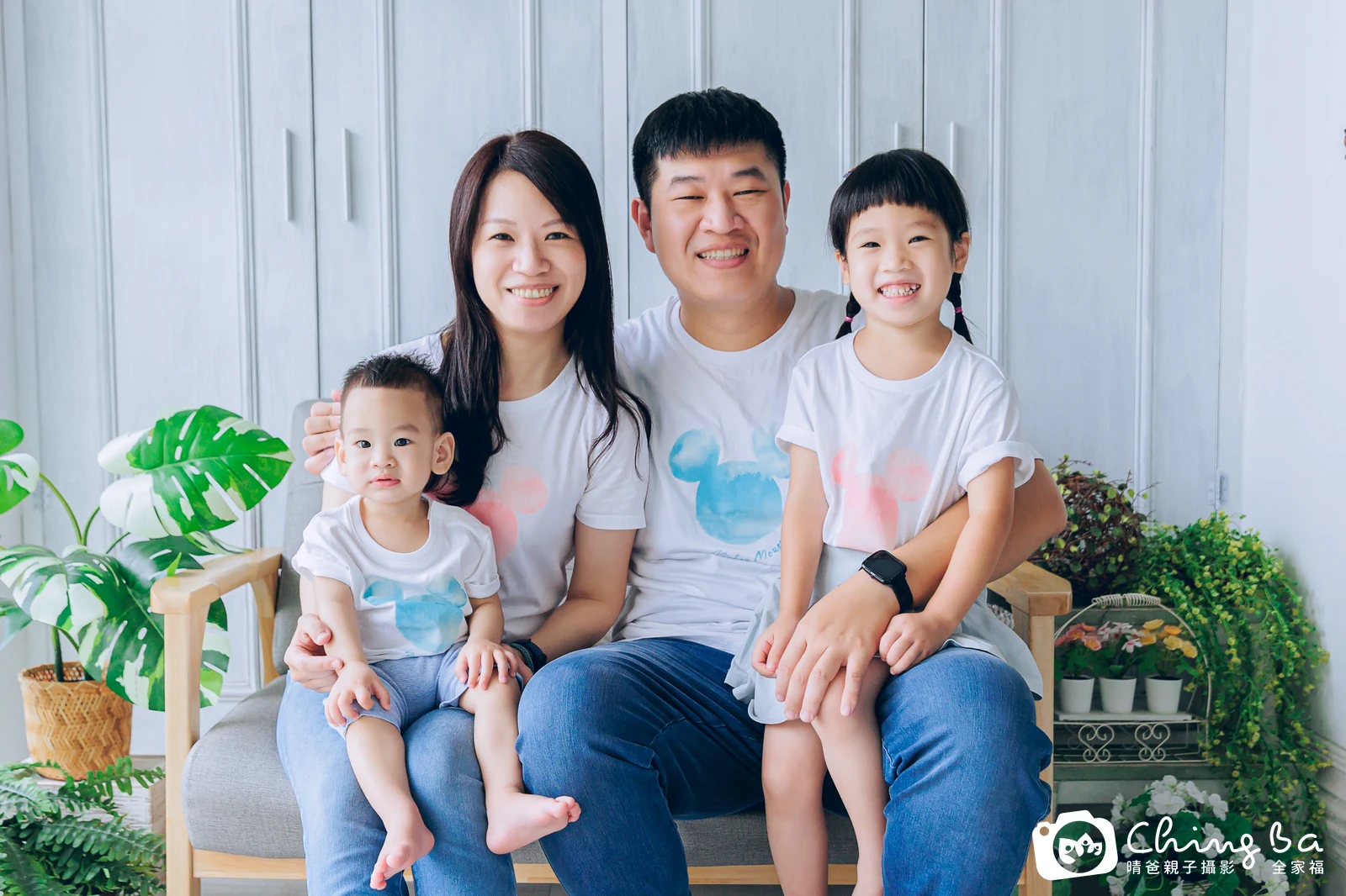 成成 1 歲 2 個月寶貝 台中小家庭抓周紀念照｜晴爸親子攝影