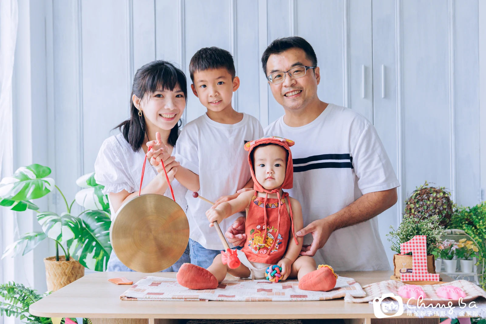 布布周歲抓周儀式的紀錄（2023 年夏季・假日場）