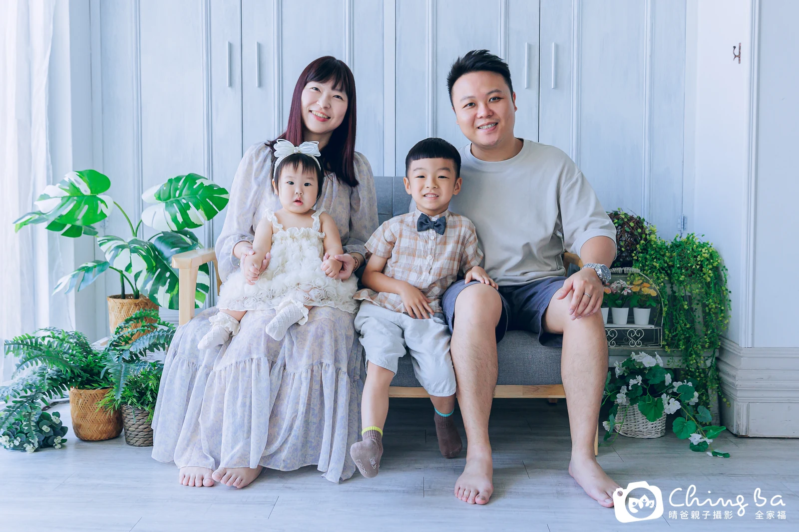 溦溦 1 歲寶貝 台中小家庭抓周紀念照｜晴爸親子攝影