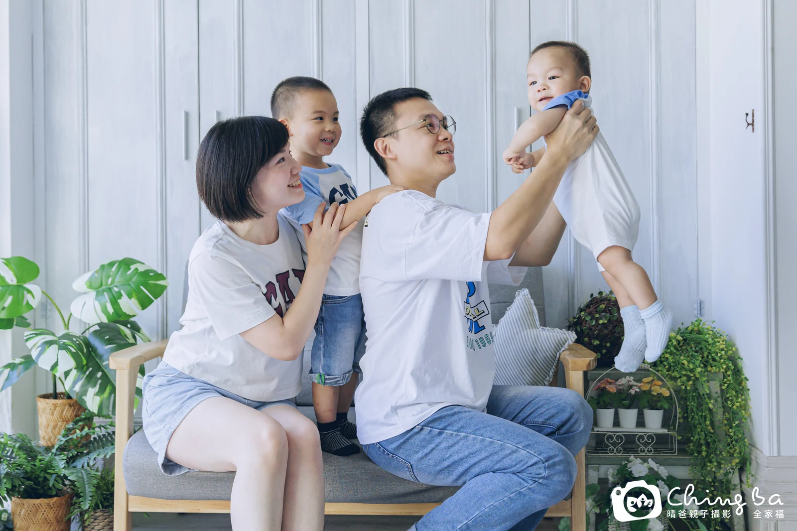 克 1 歲寶貝 台中小家庭抓周紀念照｜晴爸親子攝影