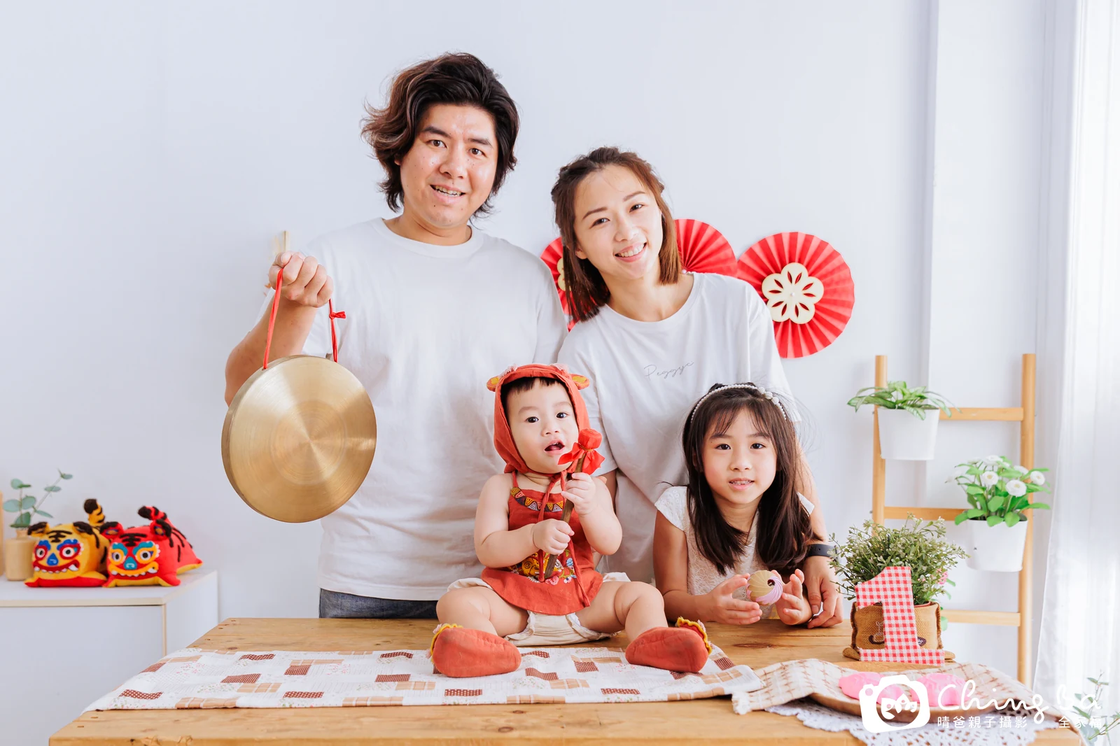 睿睿在台中拍小家庭抓周的珍貴一刻