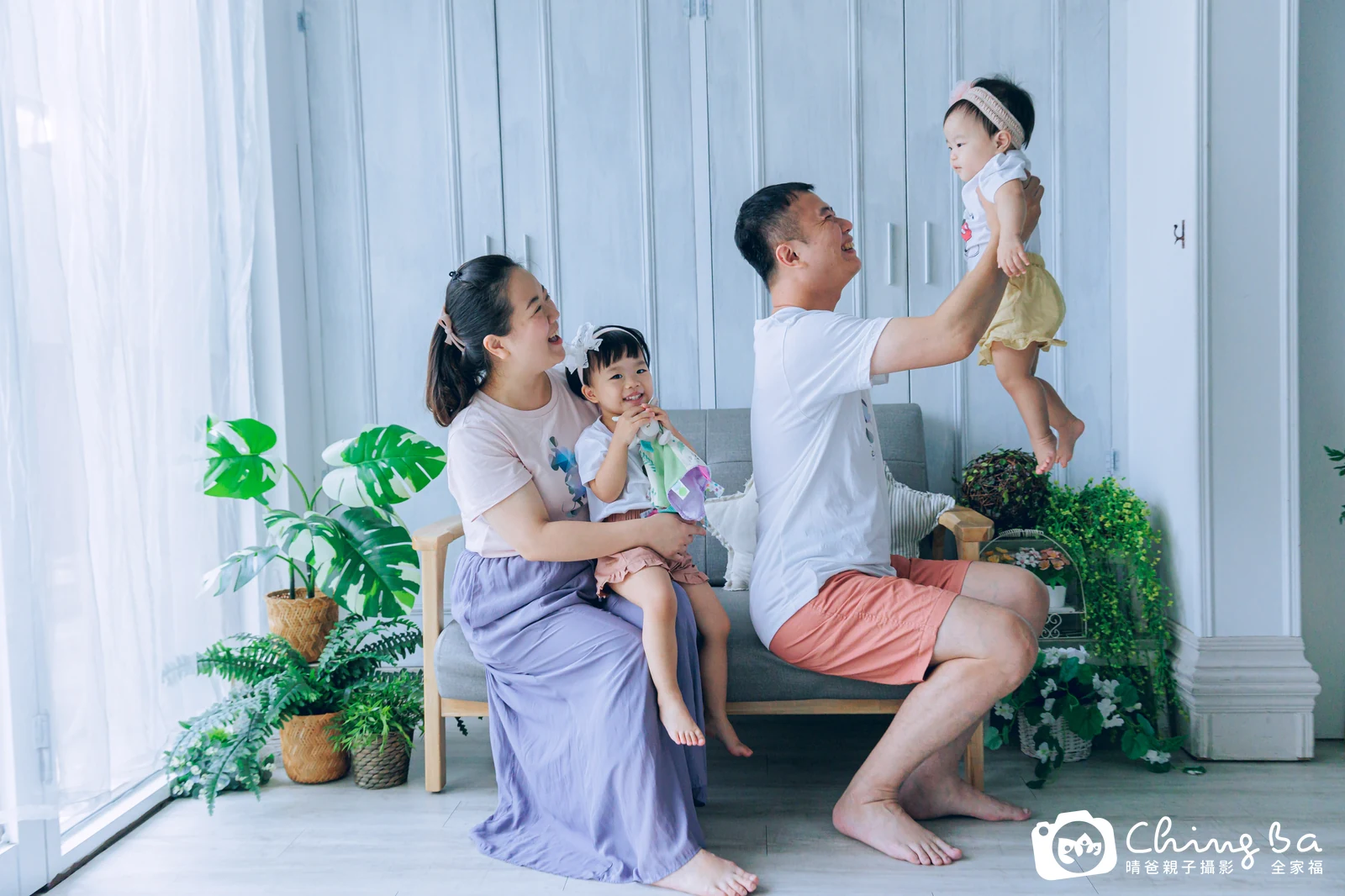 荳荳 1 歲寶貝 台中小家庭抓周紀念照｜晴爸親子攝影