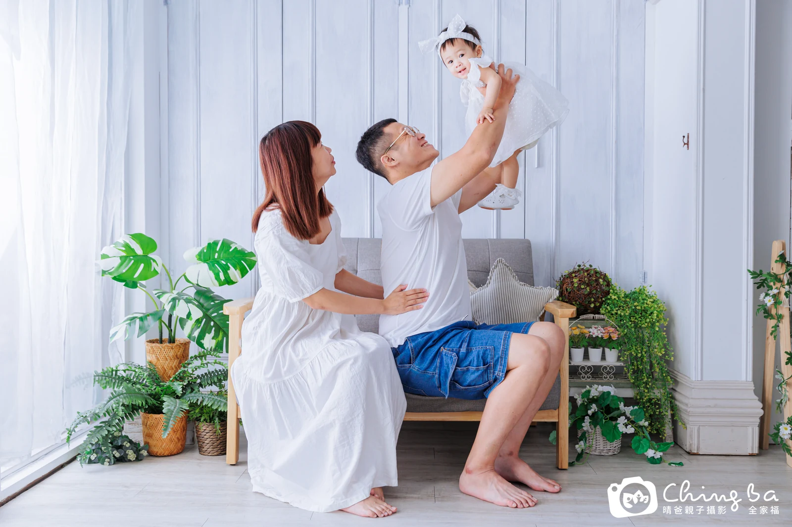 玥 1 歲 1 個月寶貝 台中小家庭抓周紀念照｜晴爸親子攝影