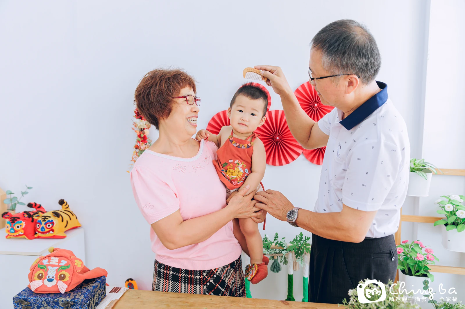 霖的台中小家庭抓周拍攝現場