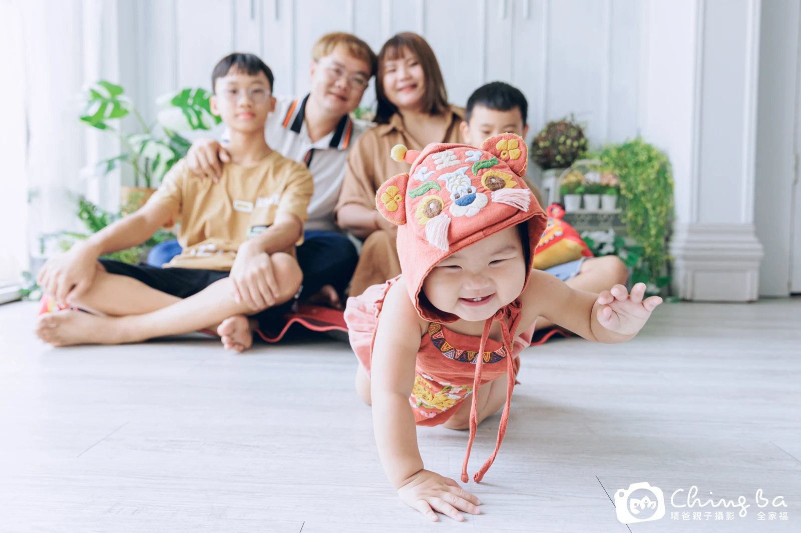 甯在台中拍小家庭抓周的珍貴一刻