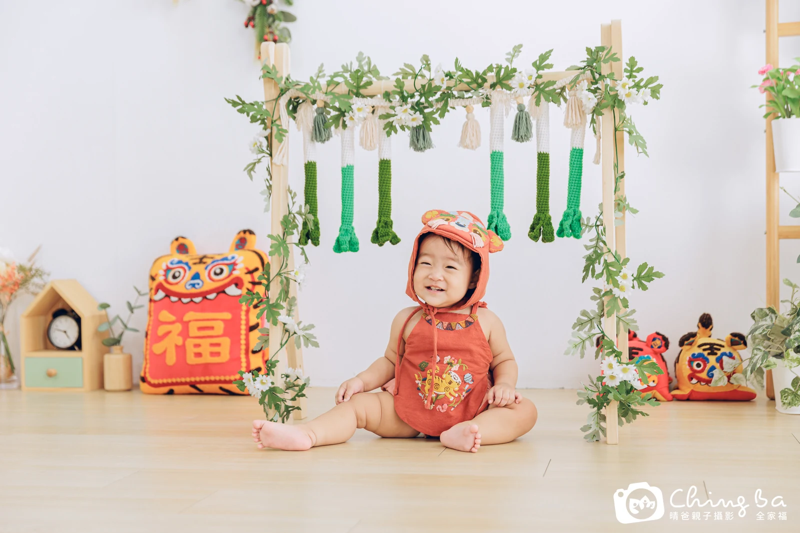 1 歲寶貝的星星拍抓周，7 大 2 小的周歲紀念