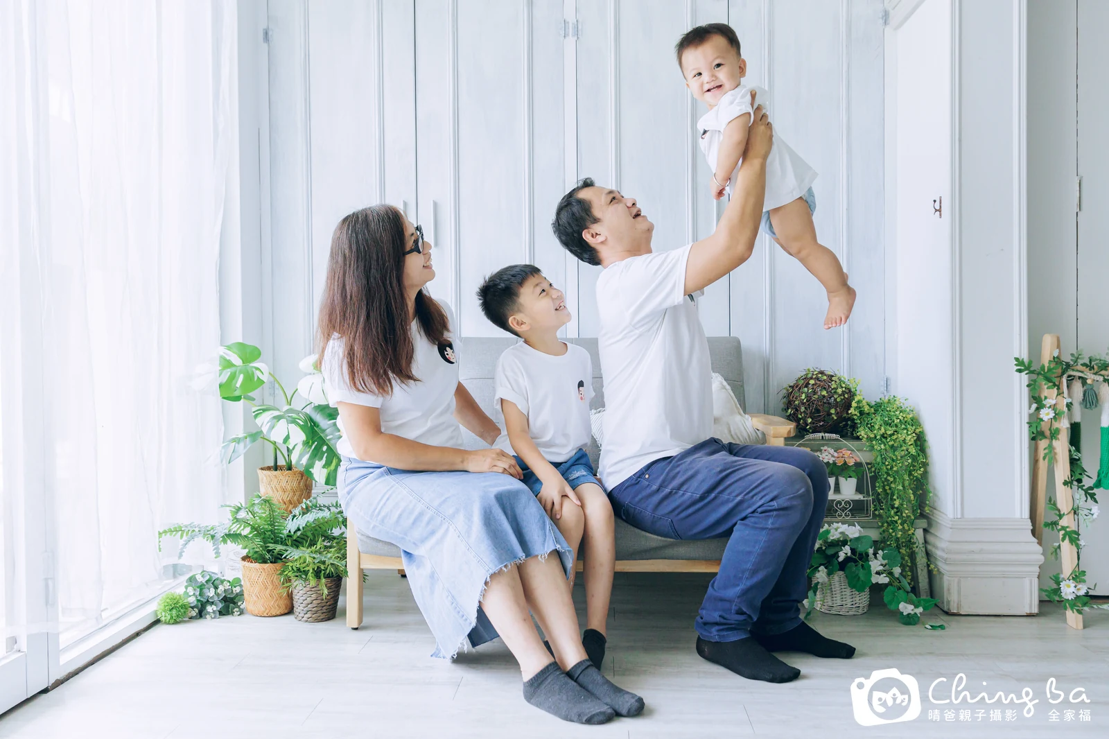睿睿 約 1 歲寶貝 台中小家庭抓周紀念照｜晴爸親子攝影