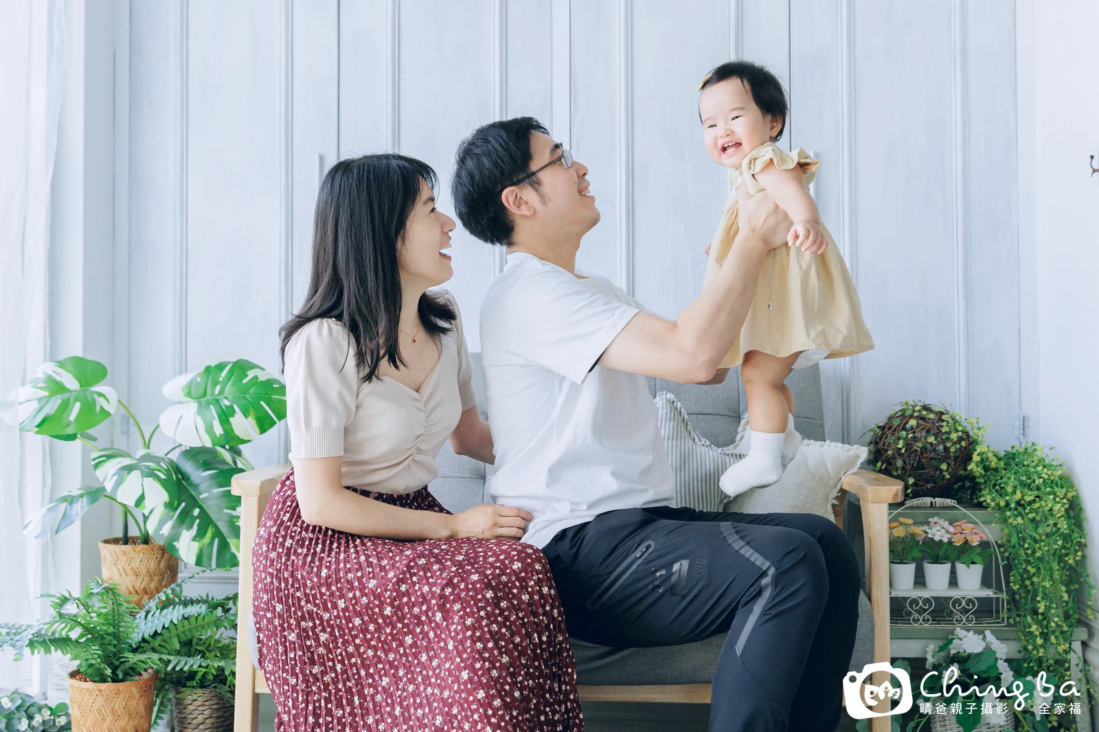 玥玥 1 歲寶貝 台中小家庭抓周紀念照｜晴爸親子攝影