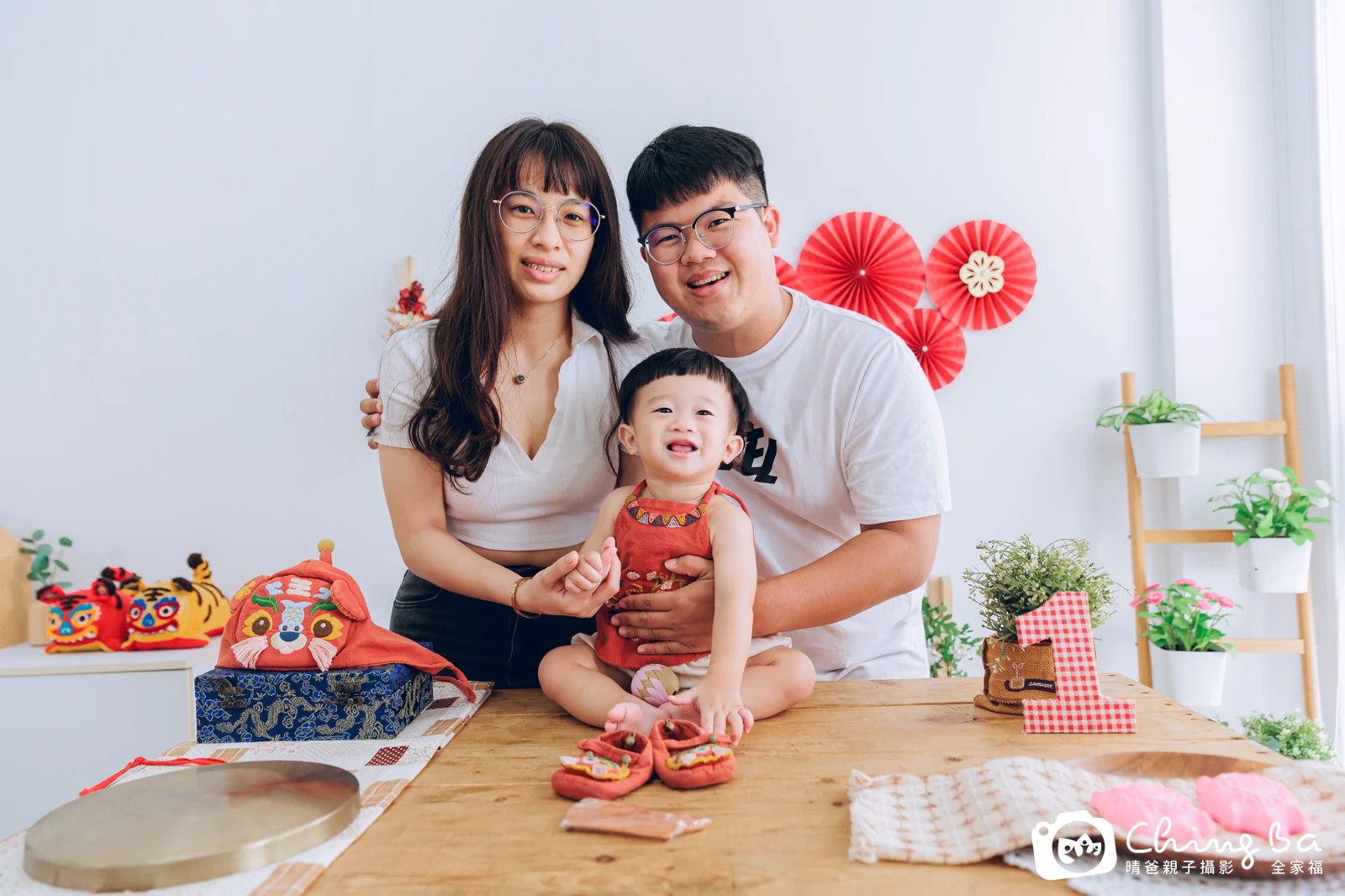 暘暘在台中拍小家庭抓周的珍貴一刻