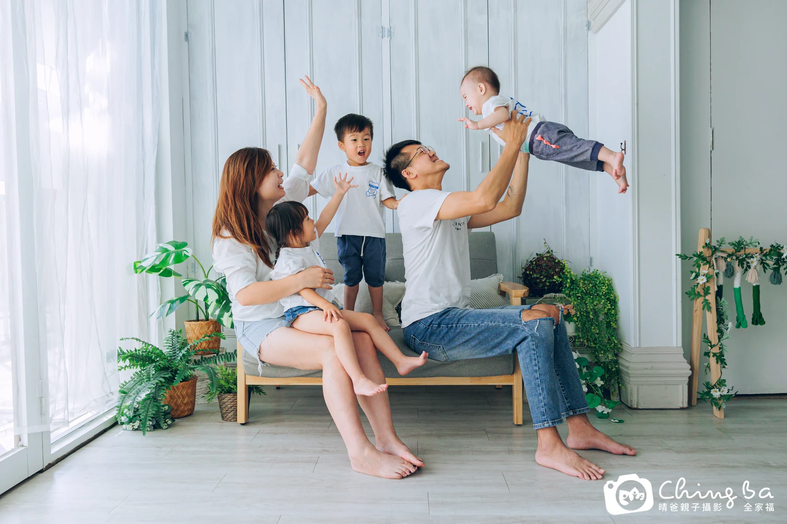 睿睿 1 歲 1 個月寶貝 台中小家庭抓周紀念照｜晴爸親子攝影
