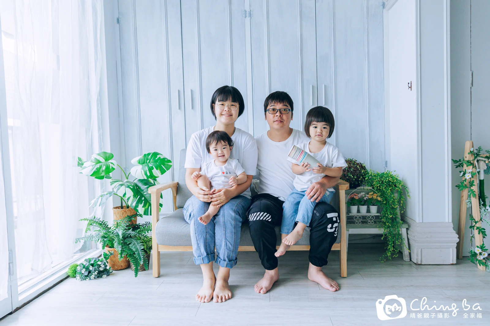 涵涵的台中小家庭抓周拍攝現場