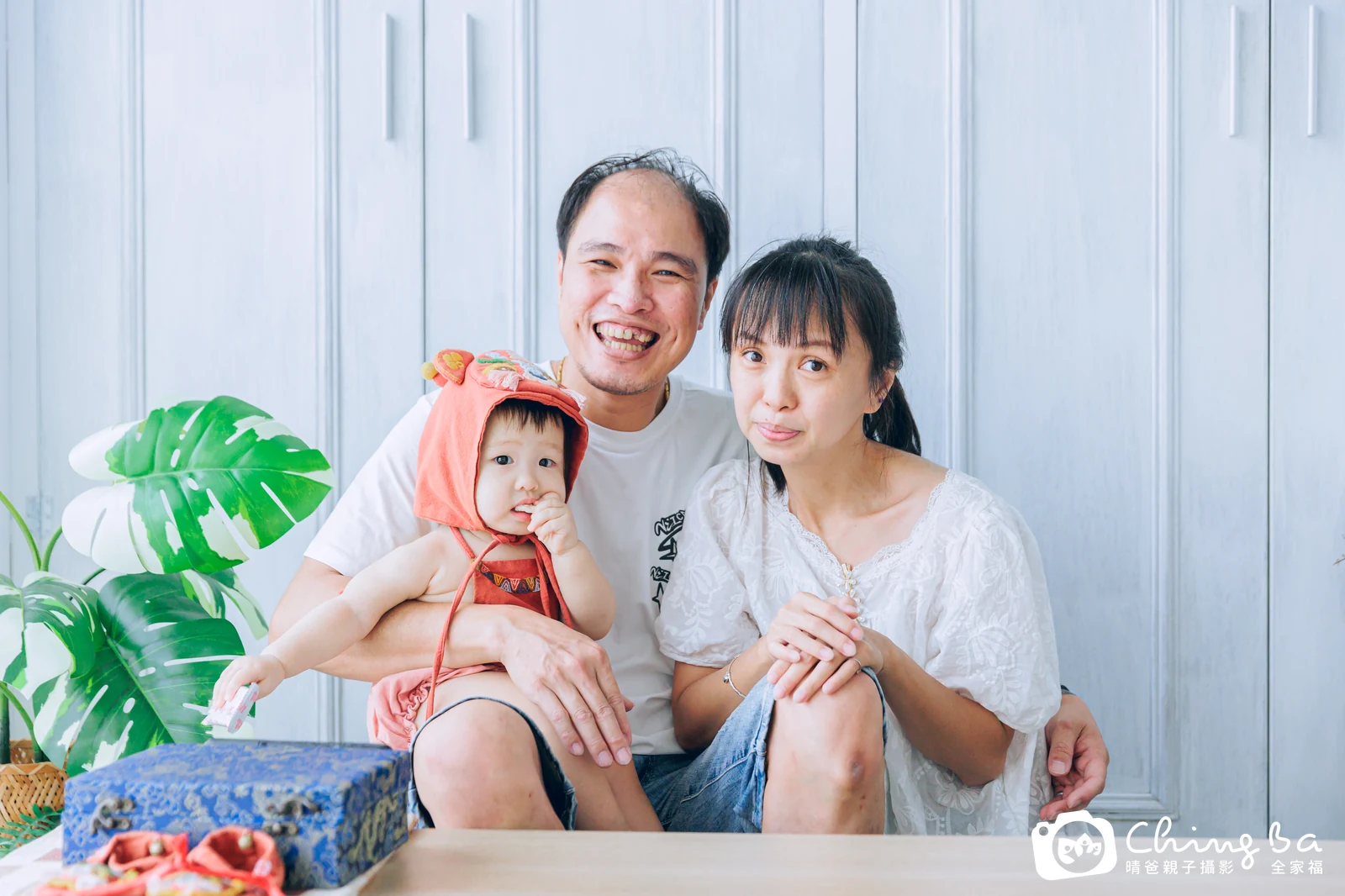 小妞妞周歲抓周儀式的紀錄（2023 年秋季・假日場）