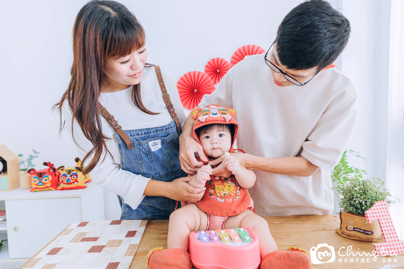 寶妹在台中拍小家庭抓周的珍貴一刻