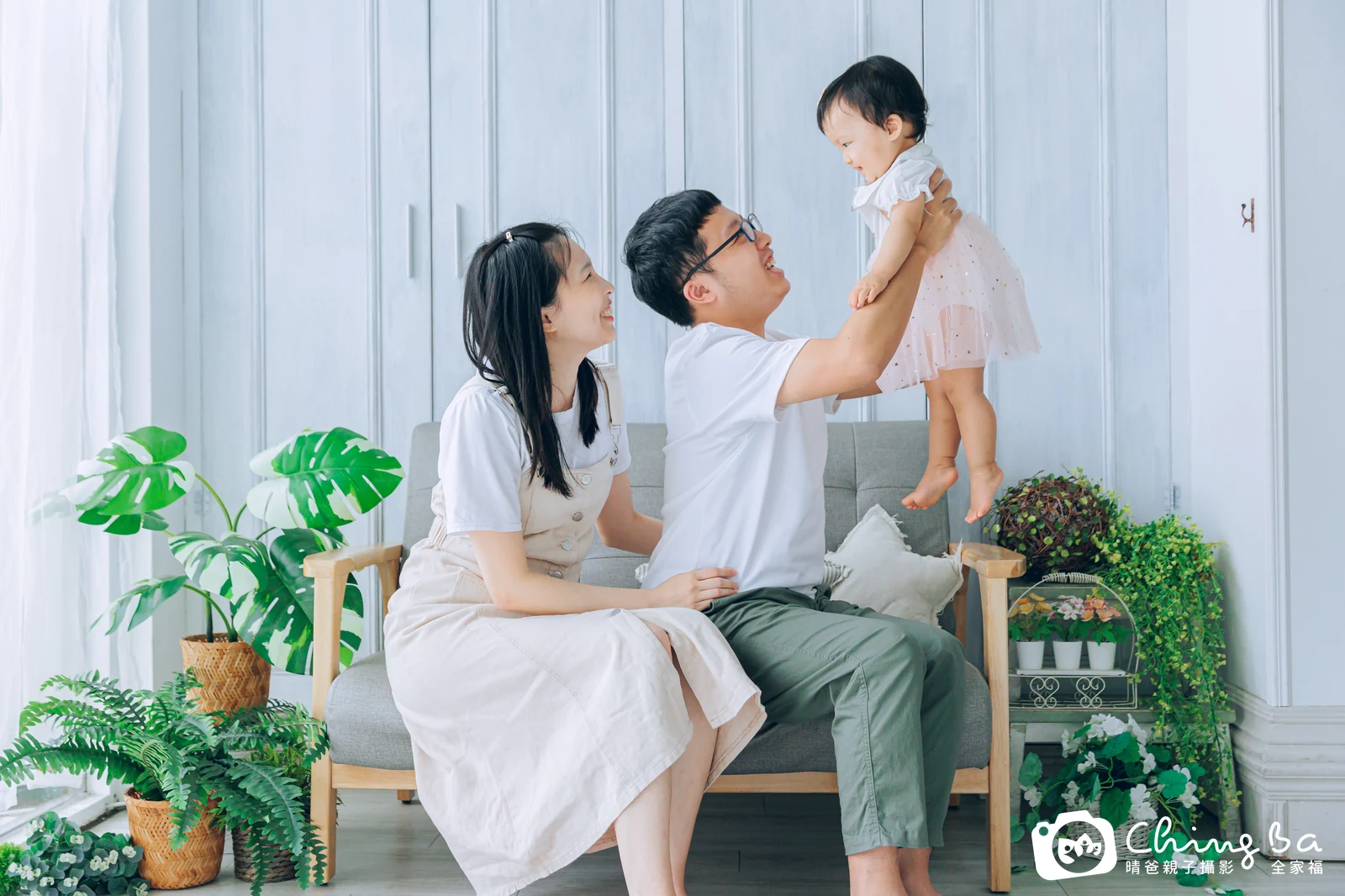 彤彤 1 歲寶貝 台中小家庭抓周紀念照｜晴爸親子攝影