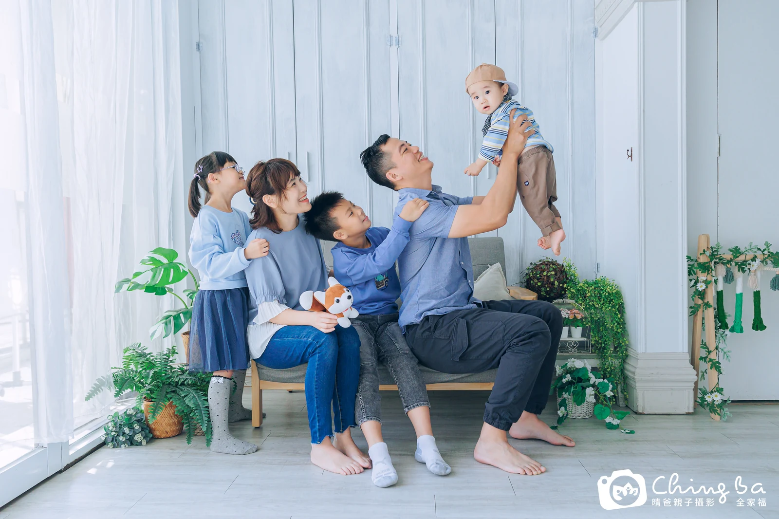 楷 1 歲 1 個月寶貝 台中小家庭抓周紀念照｜晴爸親子攝影