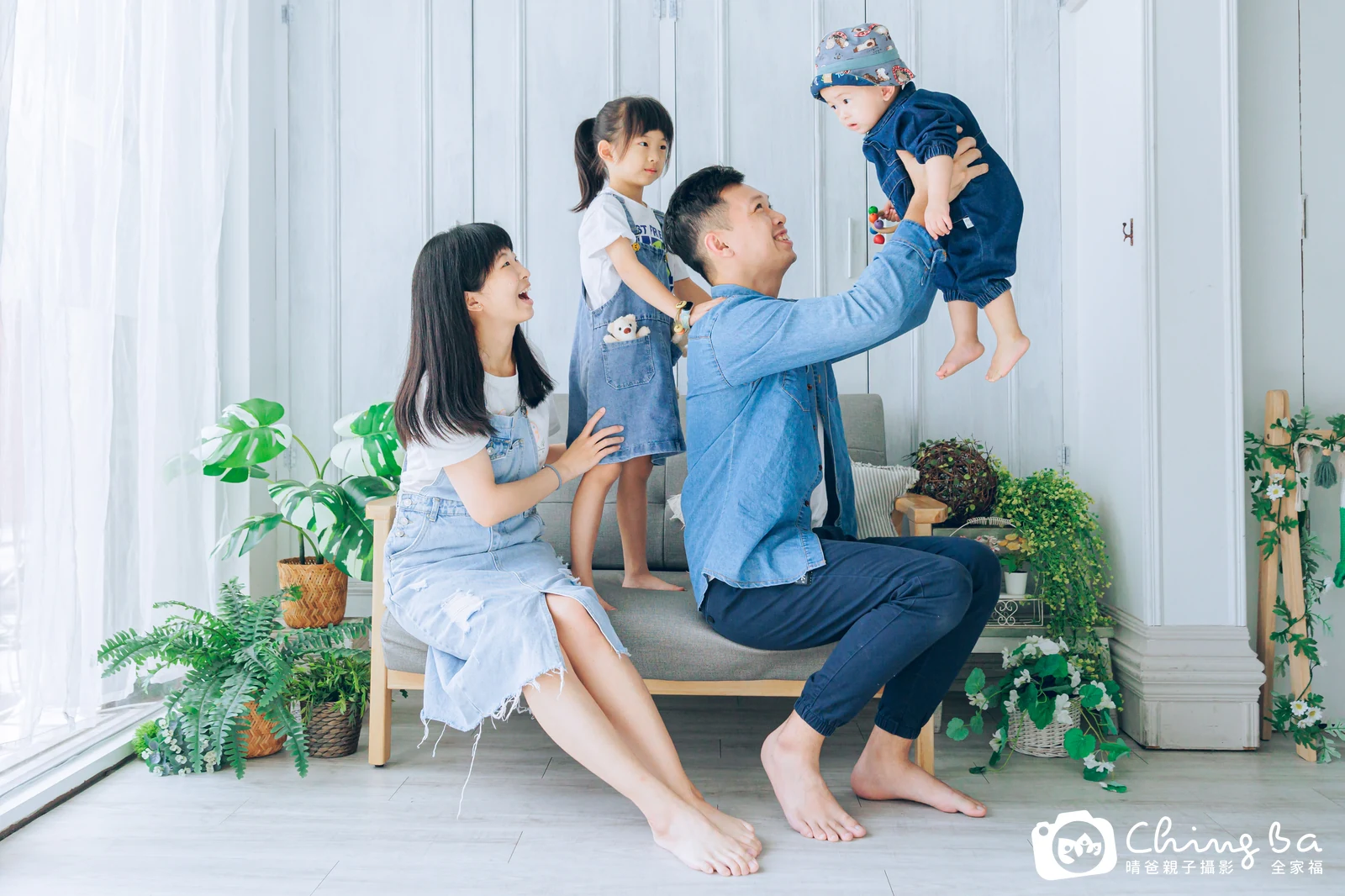 丞 1 歲寶貝 台中小家庭抓周紀念照｜晴爸親子攝影