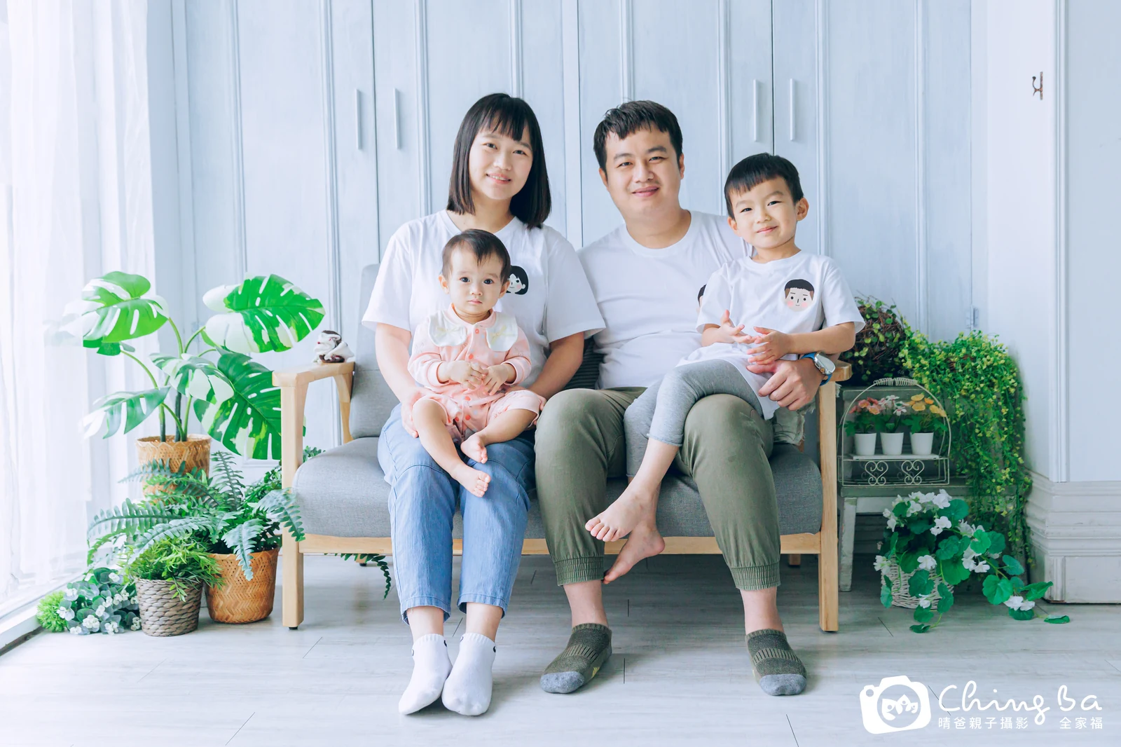 妮妮的台中小家庭抓周拍攝現場