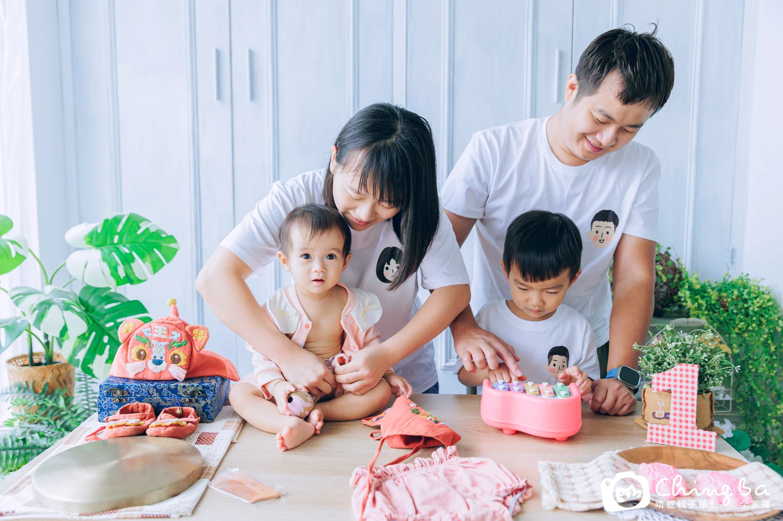妮妮的台中小家庭抓周拍攝現場