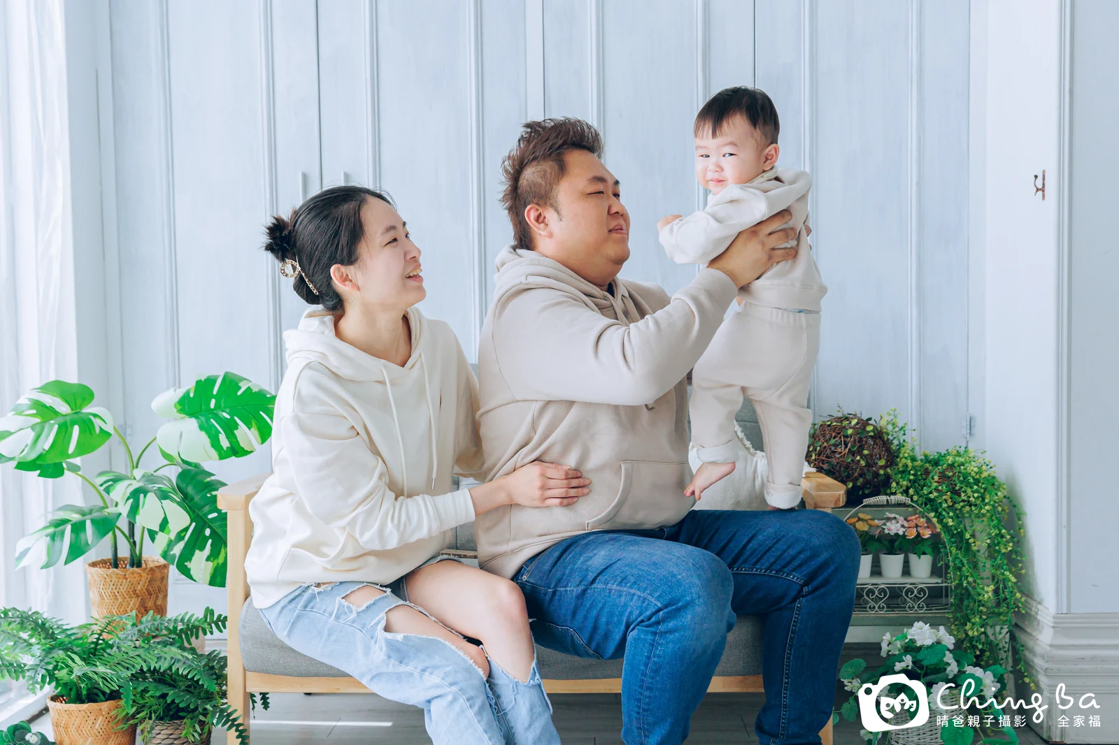 巴魯 約 1 歲寶貝 台中小家庭抓周紀念照｜晴爸親子攝影