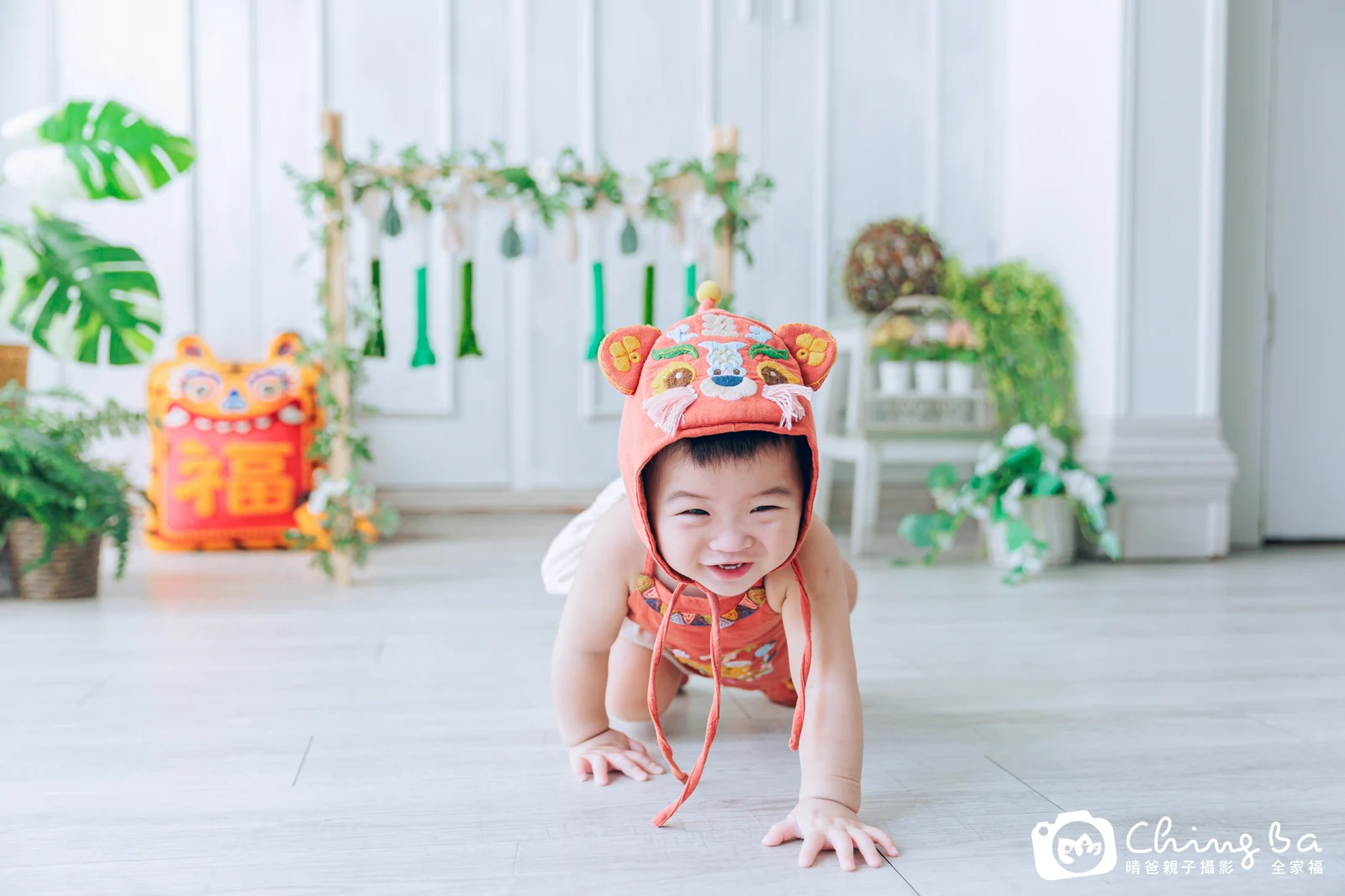 小紅馬的抓周時光——晴爸親子攝影