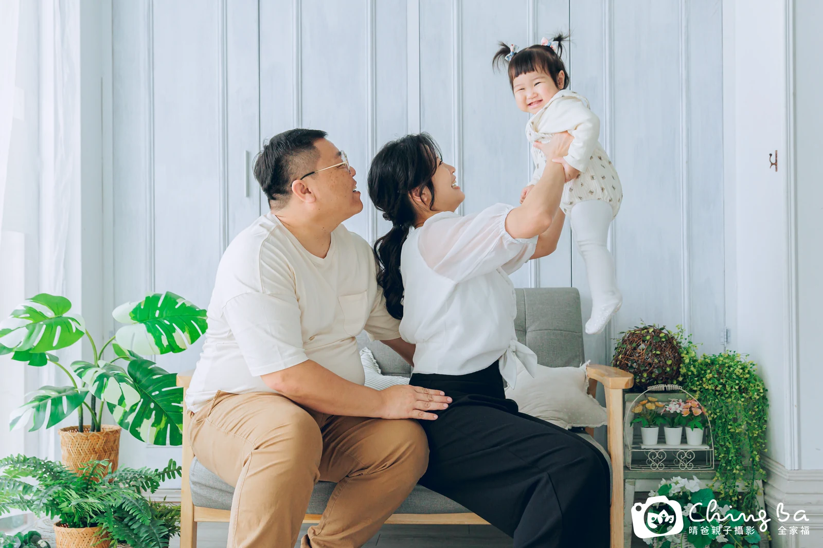 小蹦啾 約 1 歲寶貝 台中小家庭抓周紀念照｜晴爸親子攝影