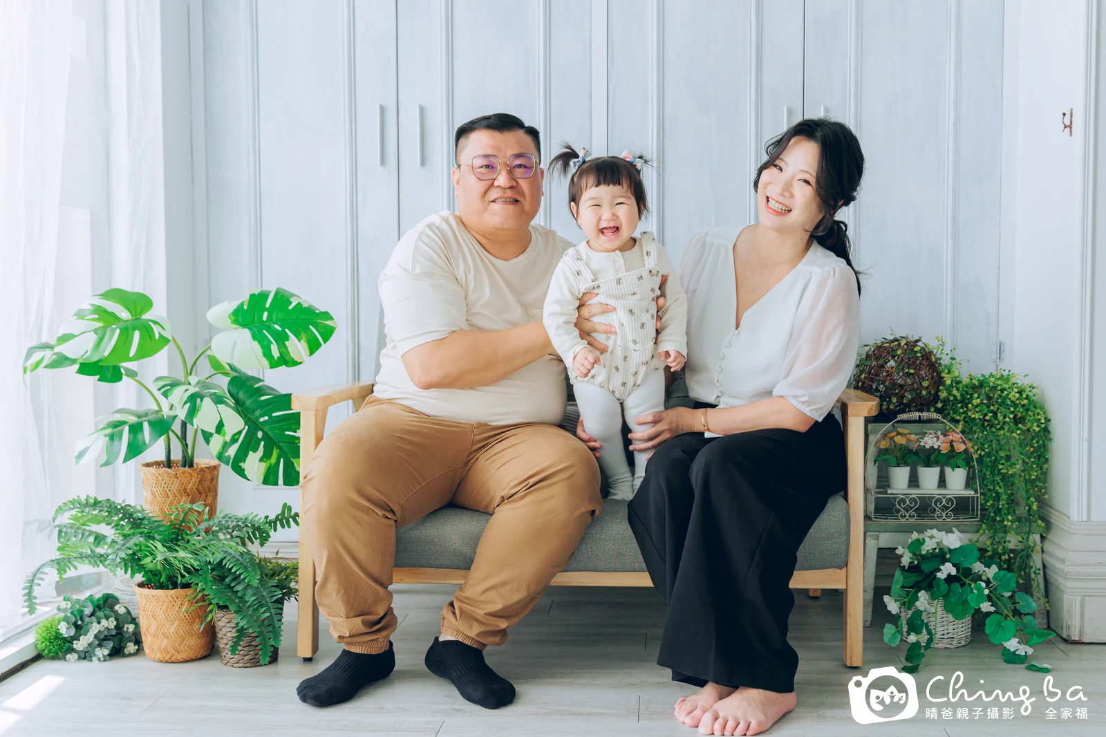 小蹦啾的台中小家庭抓周拍攝現場