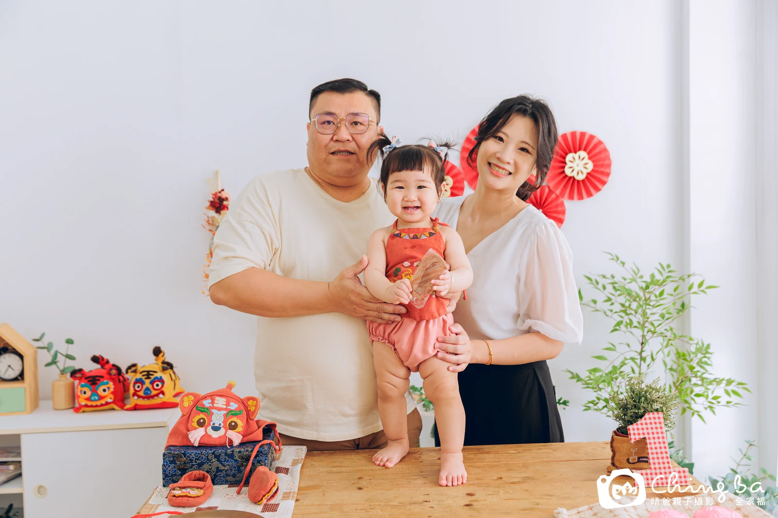 小蹦啾的台中小家庭抓周拍攝現場