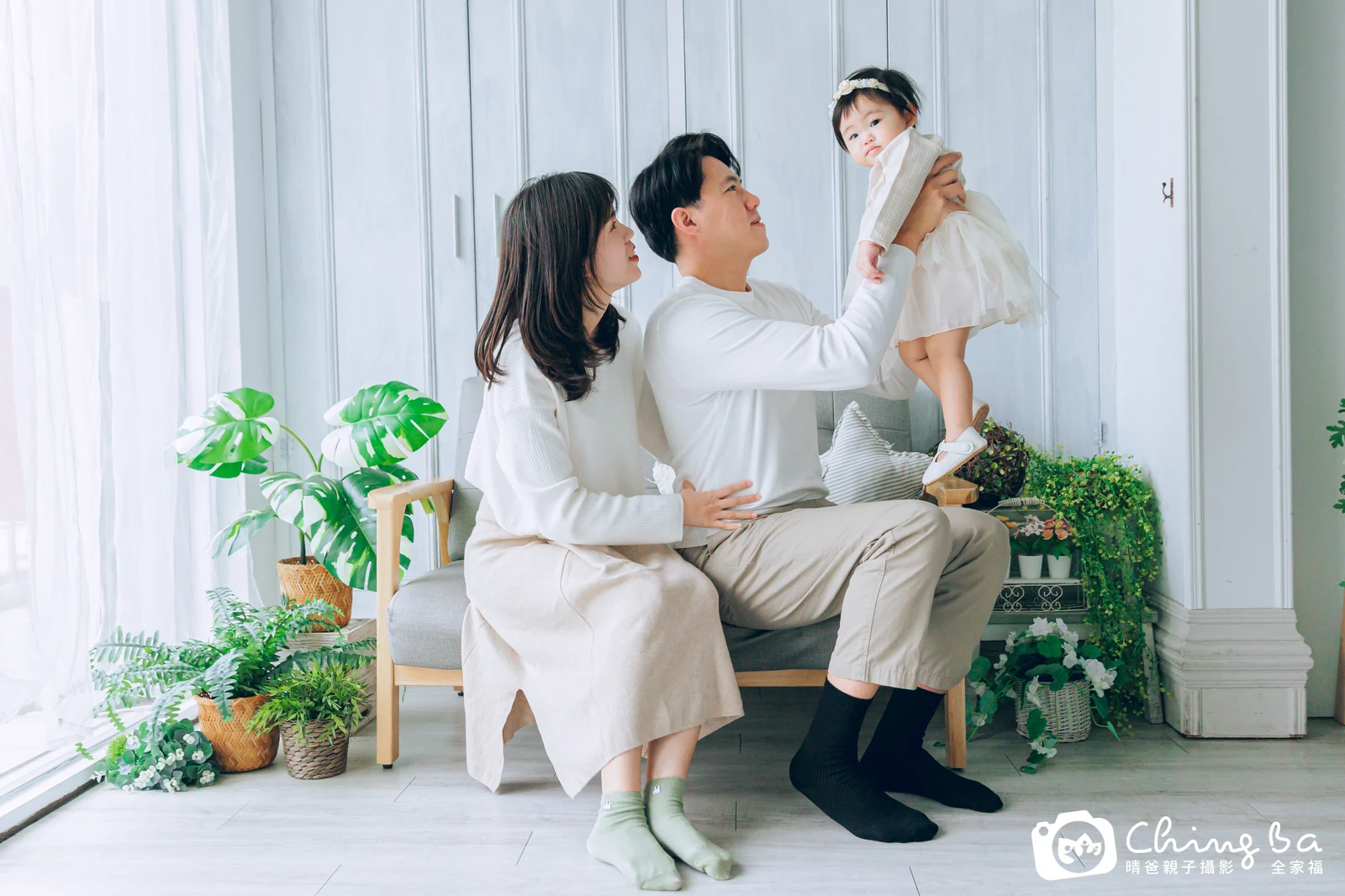 米寶 約 1 歲寶貝 台中小家庭抓周紀念照｜晴爸親子攝影