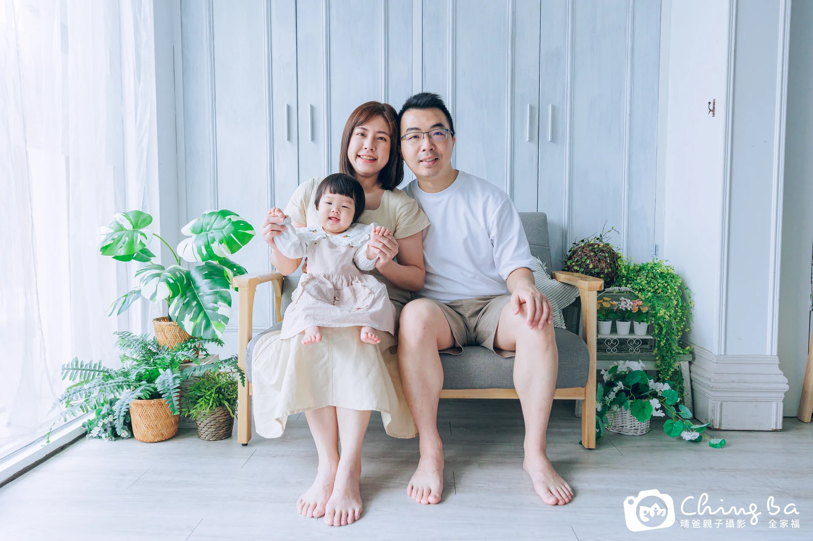 云云的台中小家庭抓周拍攝現場