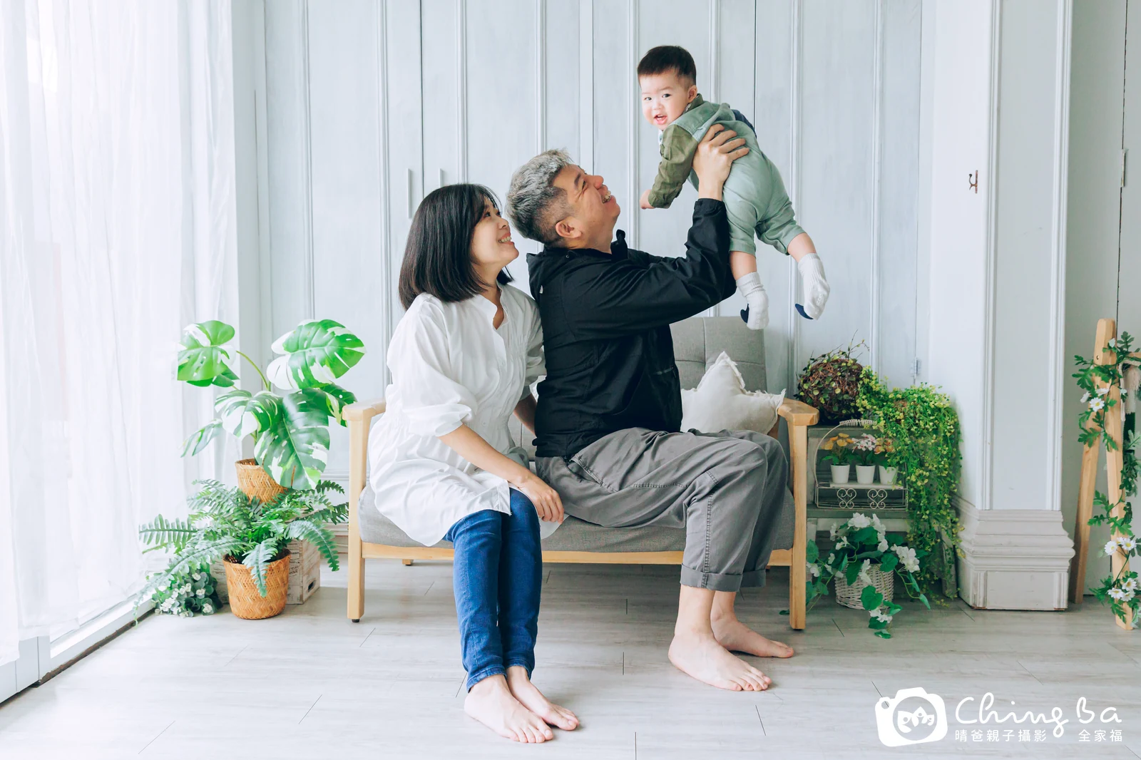 小牛排 11 個月寶貝 台中小家庭抓周紀念照｜晴爸親子攝影