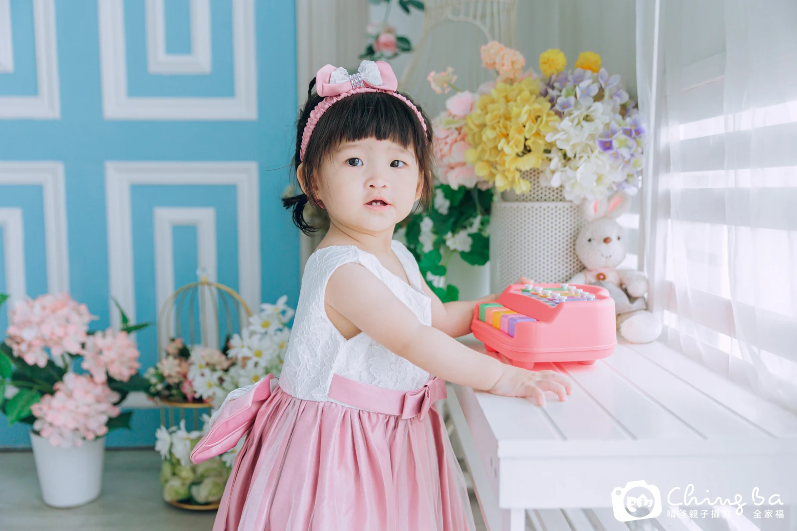 妘妘周歲抓周儀式的紀錄（2024 年春季・假日場）