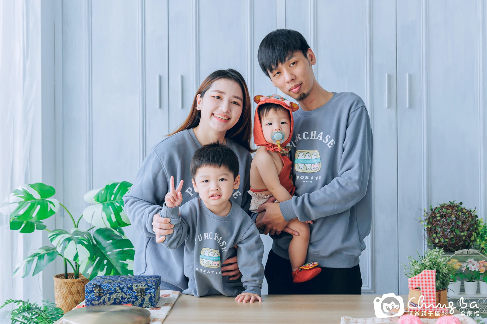 丸仔在台中拍小家庭抓周的珍貴一刻