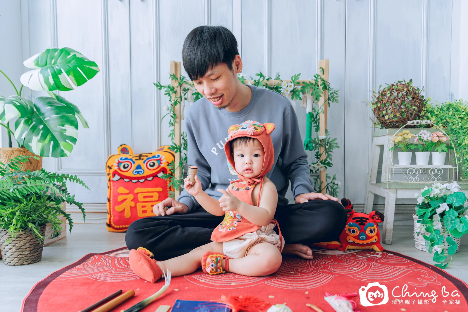 丸仔在台中拍小家庭抓周的珍貴一刻