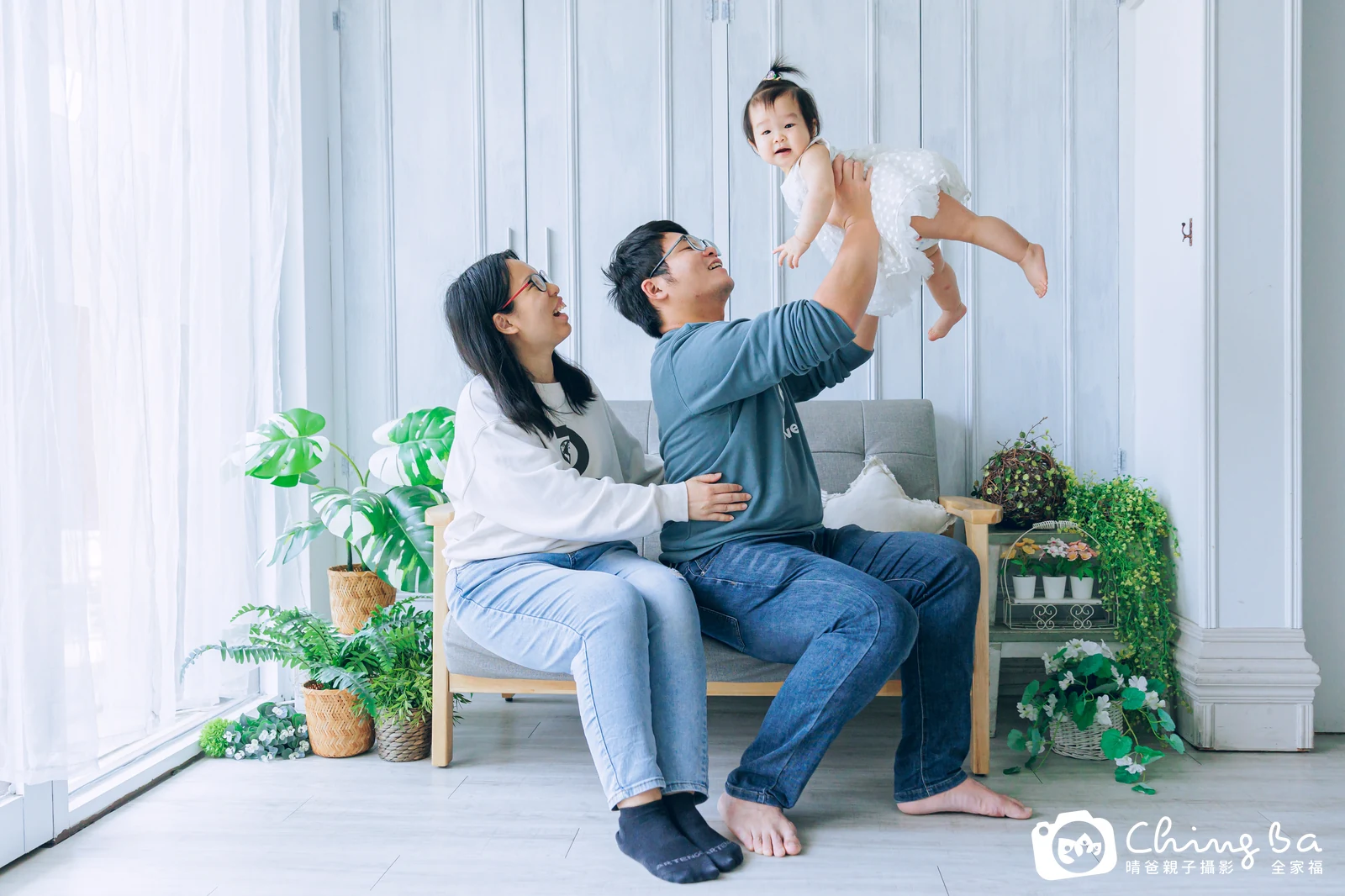 米飛兔 約 1 歲寶貝 台中小家庭抓周紀念照｜晴爸親子攝影