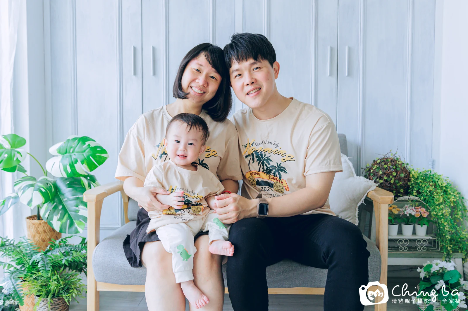 呈呈 1 歲寶貝 台中小家庭抓周紀念照｜晴爸親子攝影