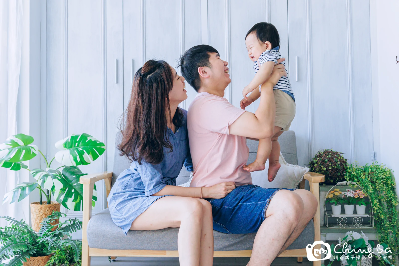 綸綸 1 歲寶貝 台中小家庭抓周紀念照｜晴爸親子攝影