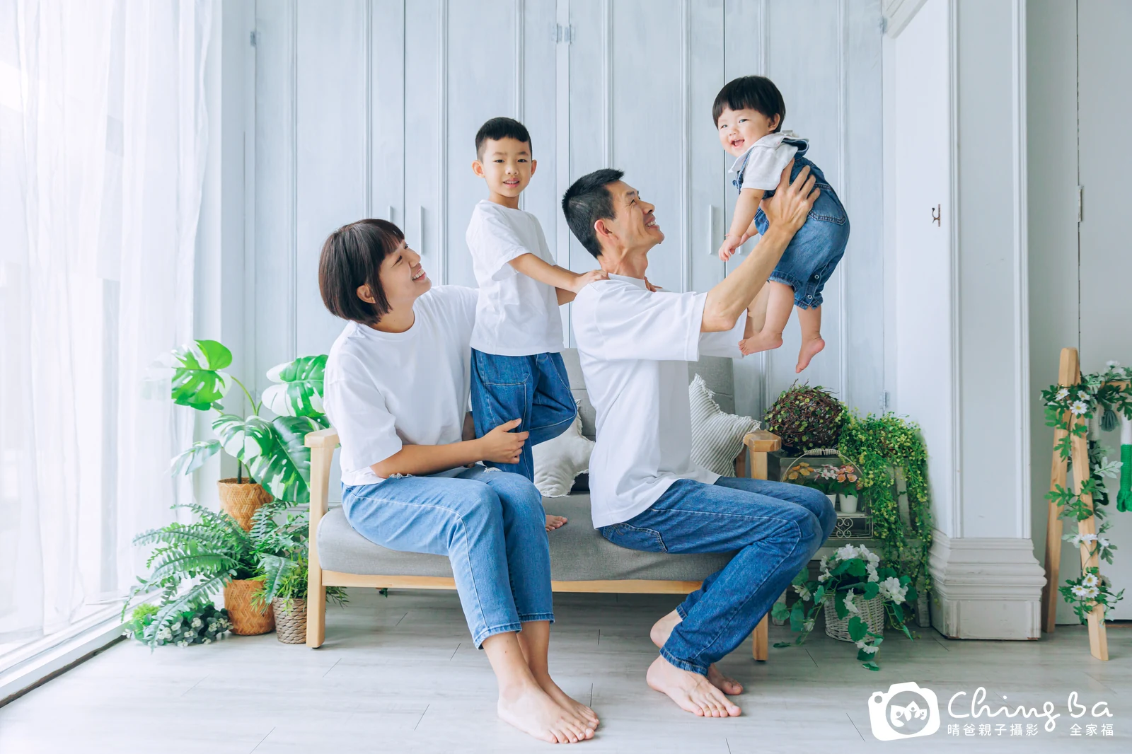 萱萱 11 個月寶貝 台中小家庭抓周紀念照｜晴爸親子攝影