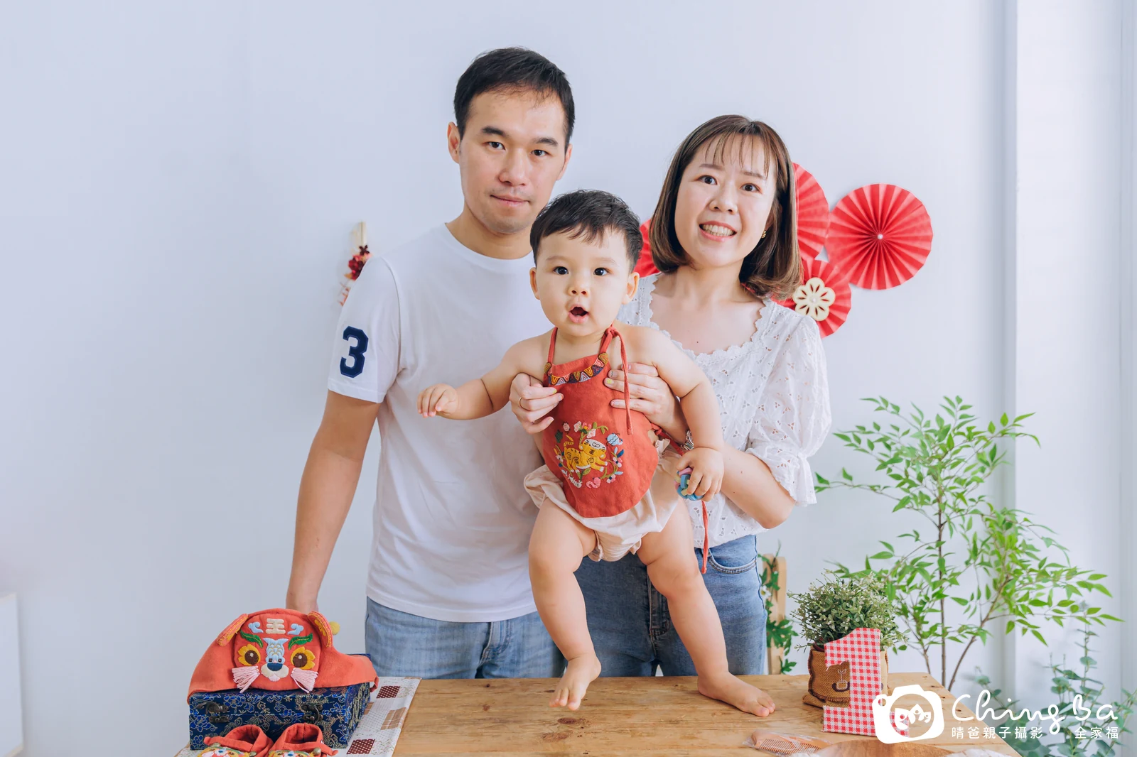 晨晨周歲抓周儀式的紀錄（2024 年夏季・假日場）