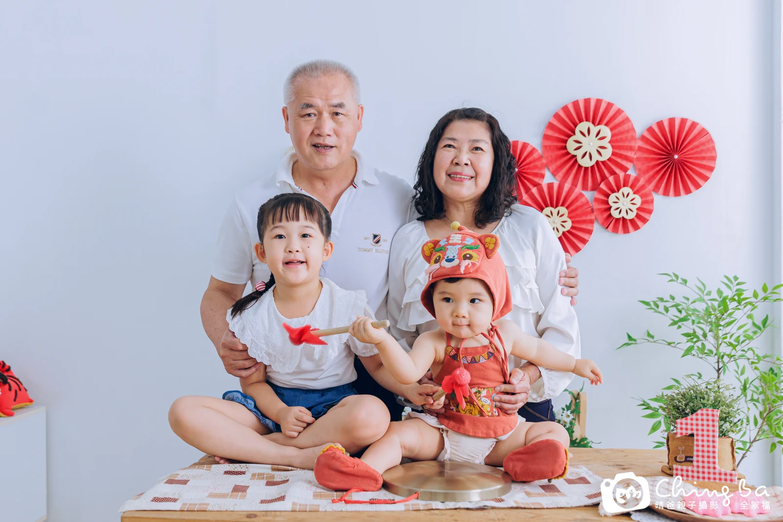 晨晨周歲抓周儀式的紀錄（2024 年夏季・假日場）